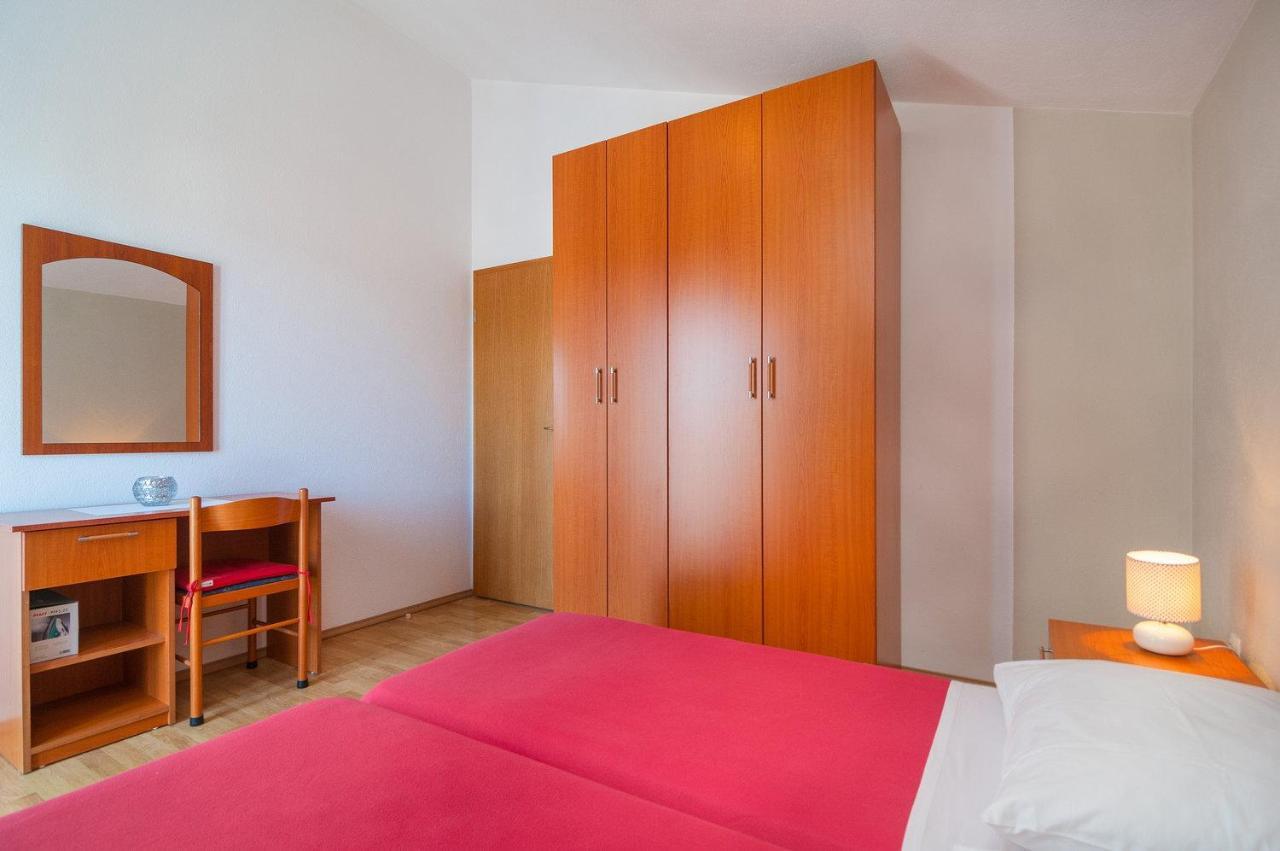 Ban Apartament
