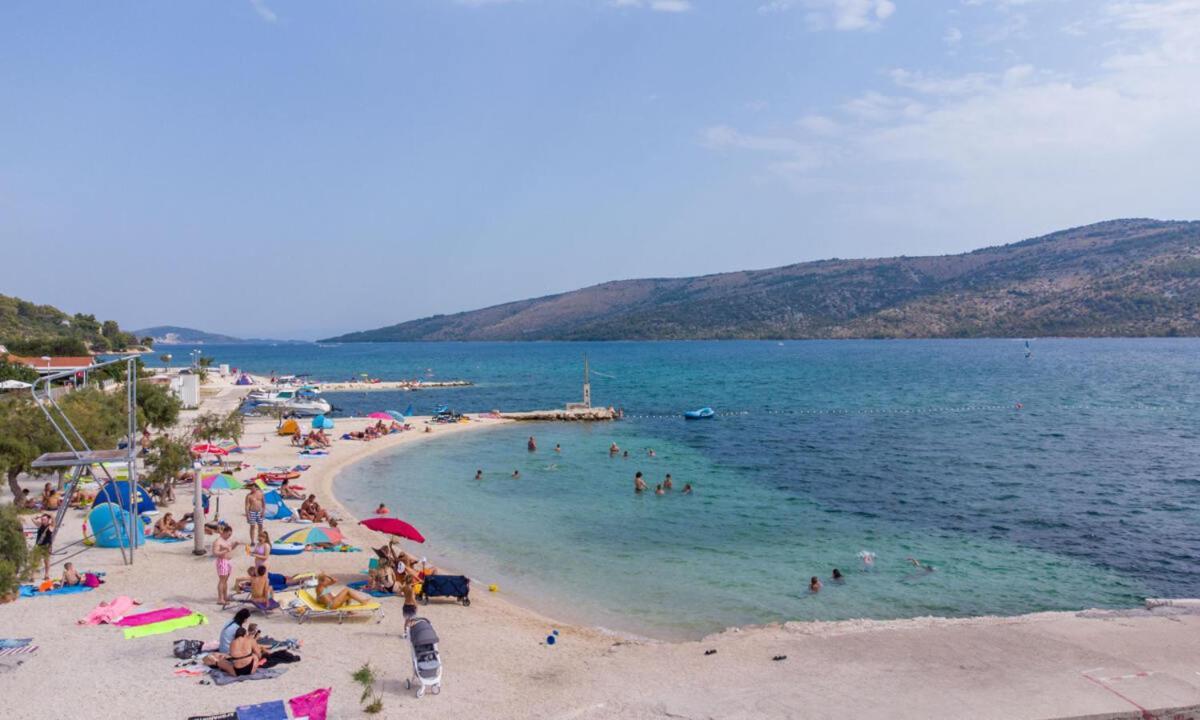 Ban * Poljica (Trogir)